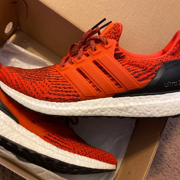 Adidas UltraBoost 3.0 Energy Red size 10.5 - Picture 2 of 11